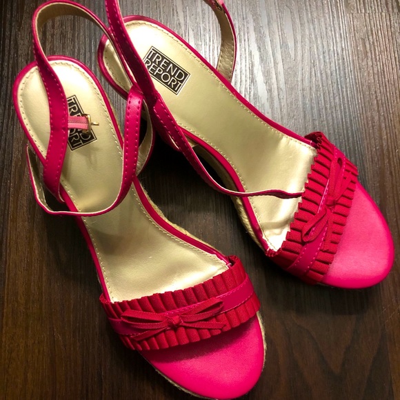 Pink High Wedges - Picture 1 of 3